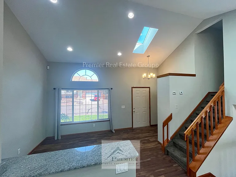 8689 Bellcove Cir — Photo 3