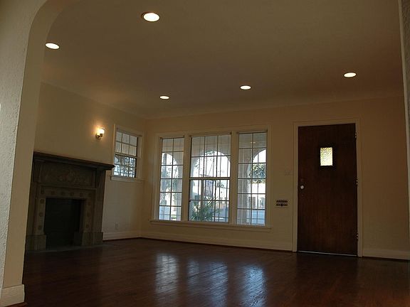 Front enterance to main house and large living/family room