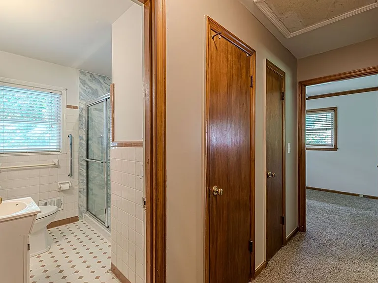 3920 Cliftondale Pl — Photo 28