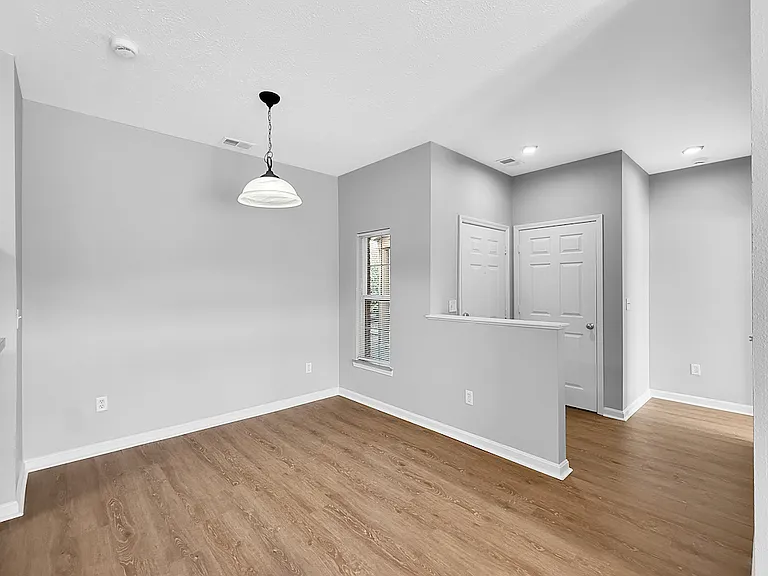 Beaver Creek Apartments — Photo 31