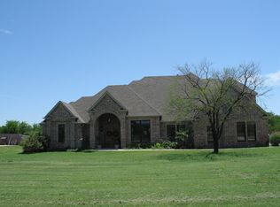 2509 Colt Ln, Crowley, TX 76036