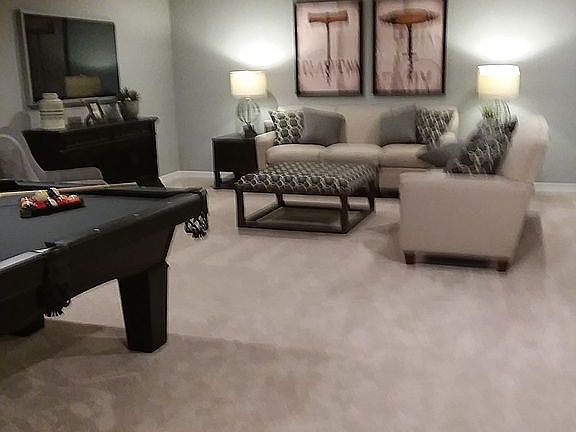 5th image of 9578 Winfield Ln