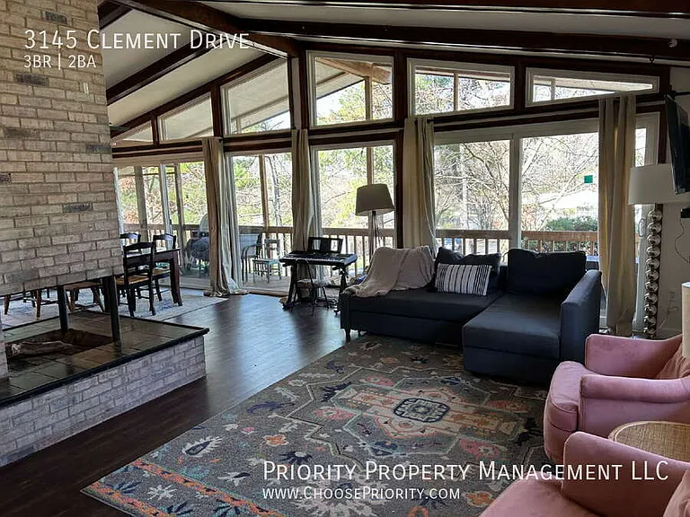 3145 Clement Dr — Photo 4