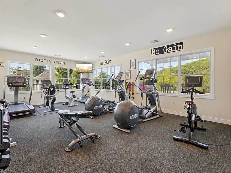 Reserve at Spring Pointe — Photo 22