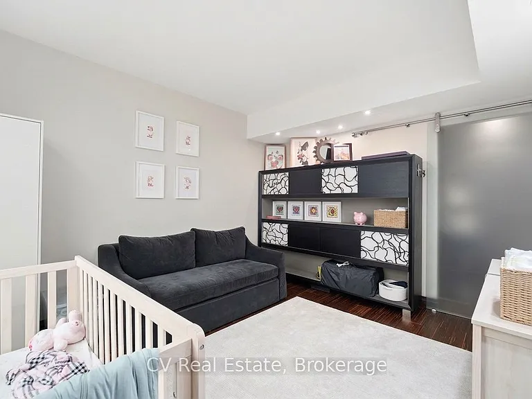 333 Adelaide St E #1414 — Photo 28