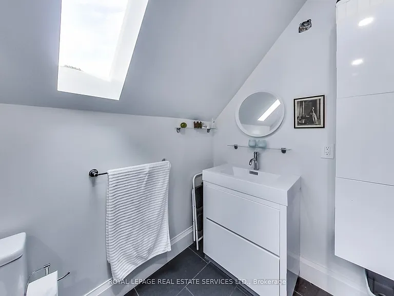 27 Saint Johns Rd — Photo 37