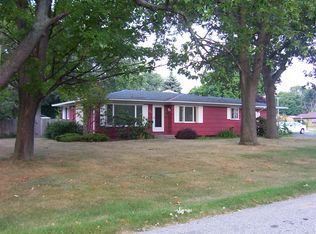 4988 Elmwood Dr, Muskegon, MI 49441