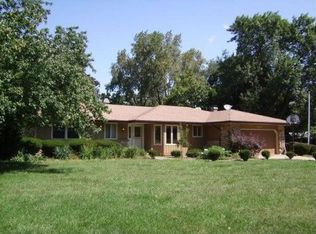 165 Hilltop Ct, Dundee, IL 60118