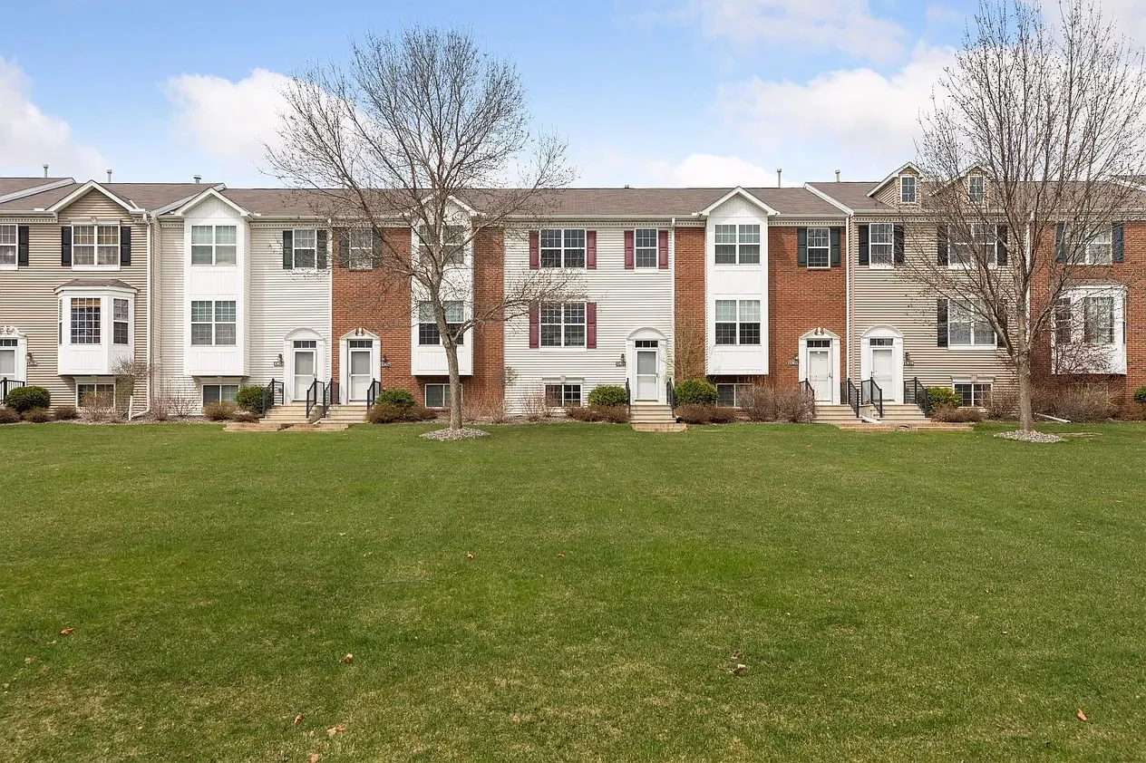 4 bed, 1805 sqft, $2,675 — Photo 1