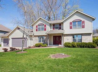 211 E Falcon Hill Way, Green Bay, WI 54302