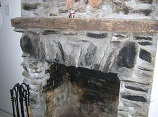 25 Peacock Rd, Rhinebeck, NY 12572