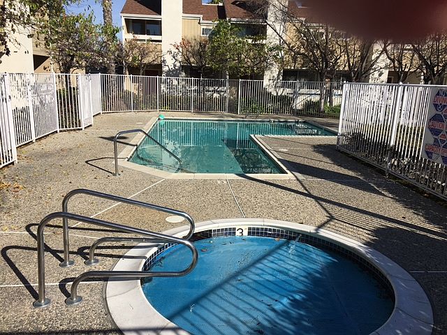 1st image of 707 Foster City Blvd