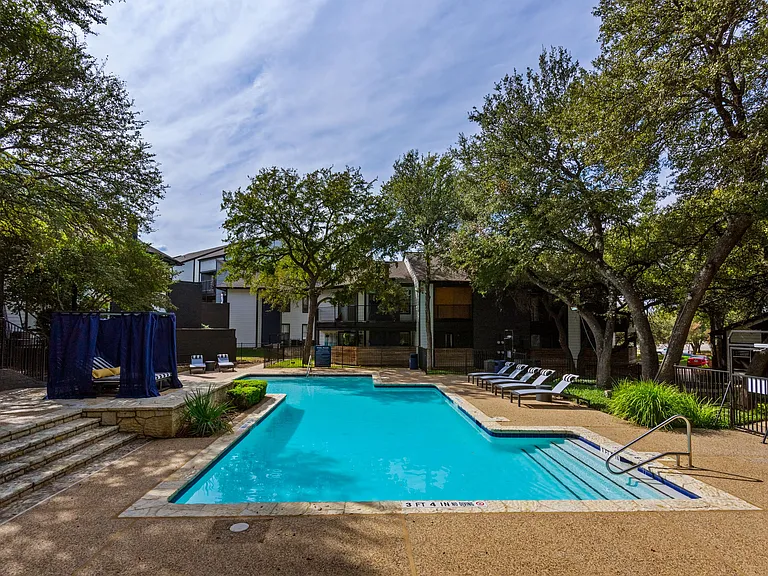 Madison Northridge — Photo 20