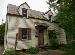 320 Kansas Ave, Lorain, OH 44052