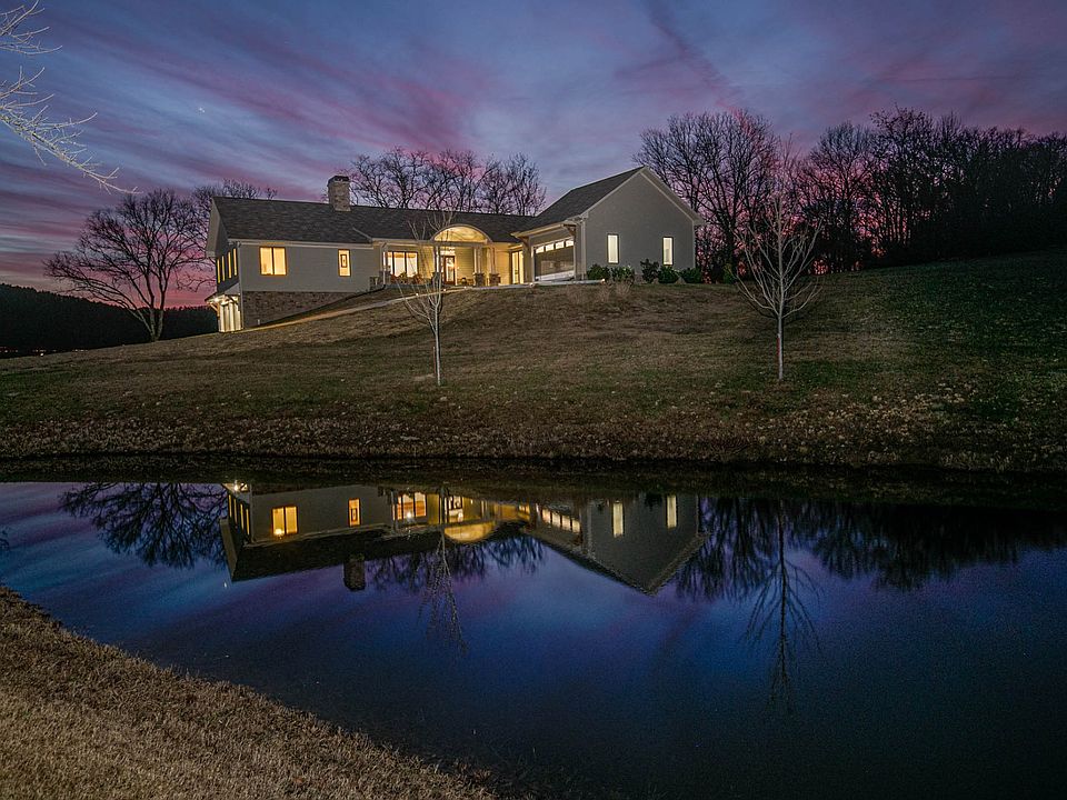 1st image of 20 Sonterra Ln