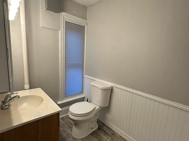 179 N Main St #1 — Photo 4