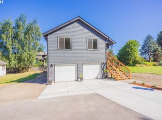 1775 Lewis River Rd, Woodland, WA