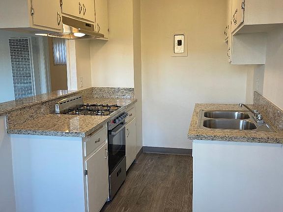 3rd image of 12016 Imperial Hwy APT 33