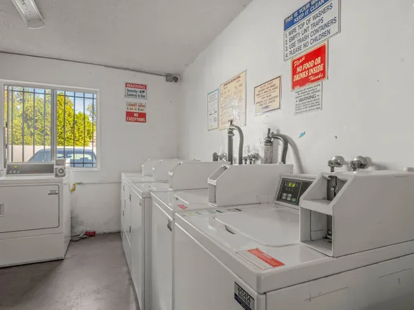 19035 Sherman Way, 19035 Sherman Way #8b156e64d, Reseda, CA 91335