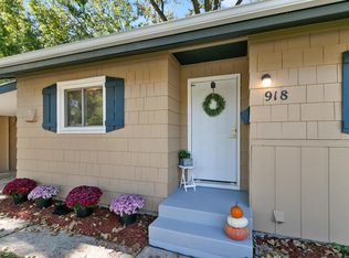 918 N Pine St, Sun Prairie, WI 53590