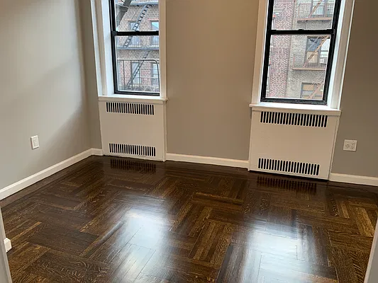 Rented by Bruma Realty LLC | media 8