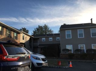 10 Lindsey Cir, Old Bridge, NJ 08857