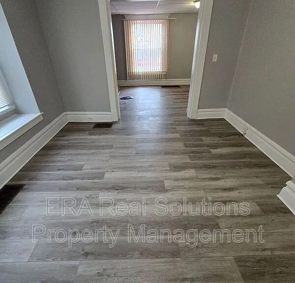 80 Warren Ave — Photo 17