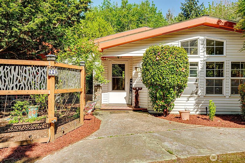 3rd image of 229 Prospect Road