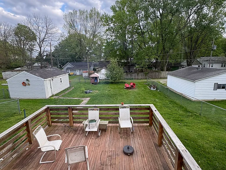 153 W 6th St — Photo 6
