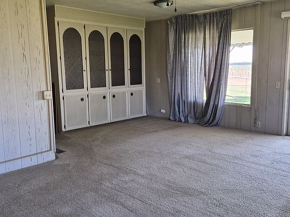 2nd image of 9285 Avenue 412