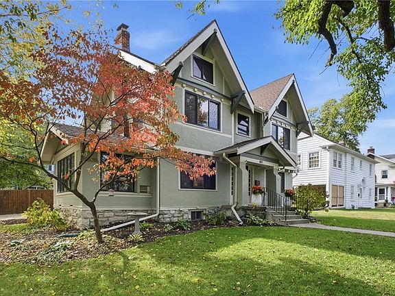 2nd image of 401 Huntington Rd