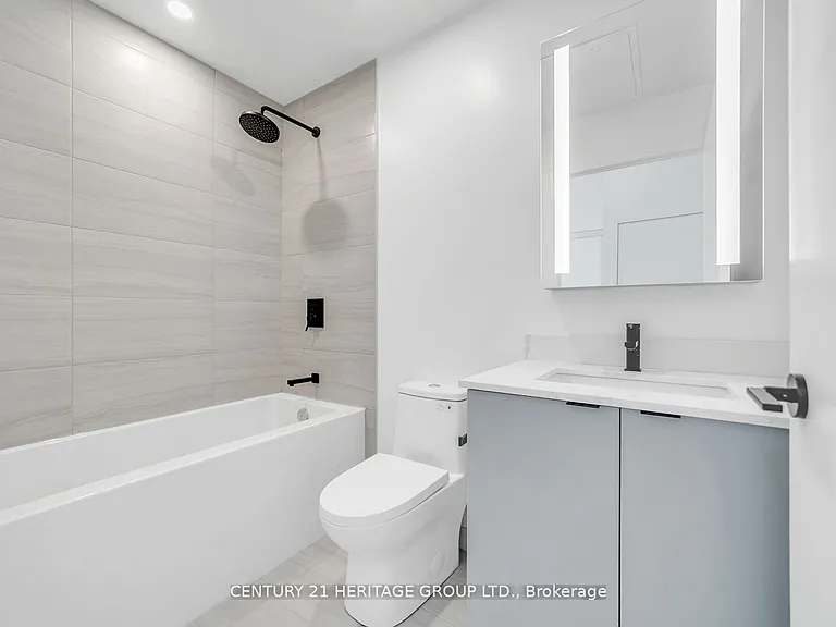 285 Dufferin St #422 — Photo 24