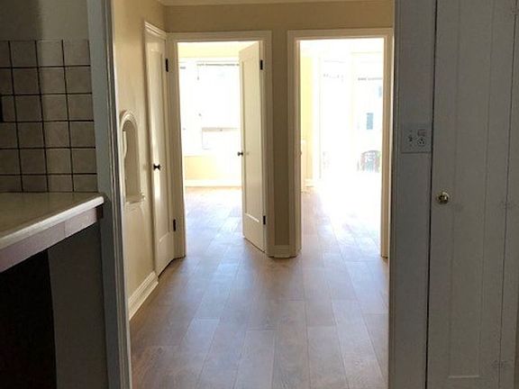 4th image of 3730 Scott St APT 102