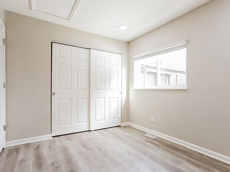 19690 E Bates Dr — Photo 11