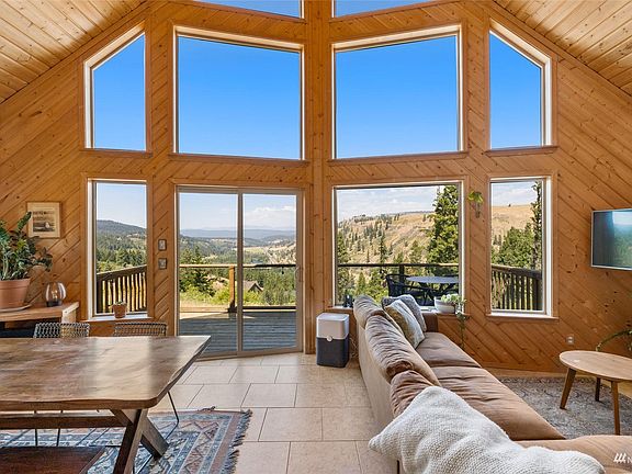 4th image of 661 Morrison Canyon Ln