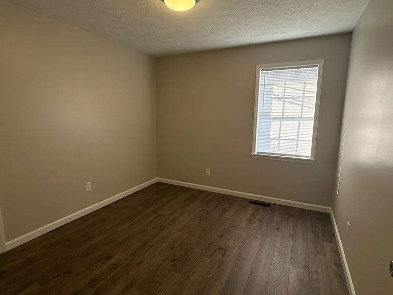 103 Skyhaven Dr #R — Photo 6