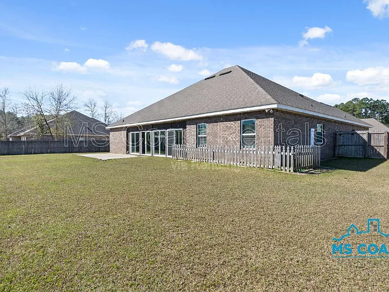 8712 Park Ridge Ct — Photo 33