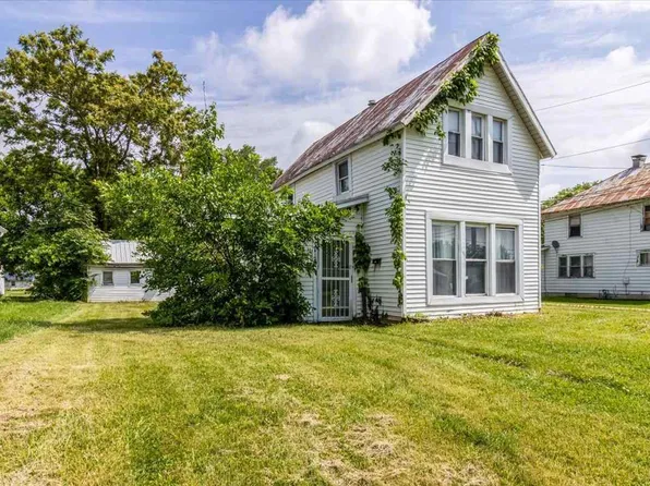 713 E Short St, Winchester, IN 47394
