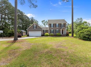 1033 Pearson Rd, Clinton, NC 28328