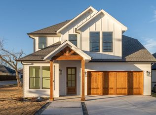 515 W Danieldale Rd, Dallas, TX 75232