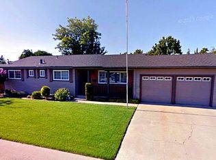 807 W 5th St, Ripon, CA 95366