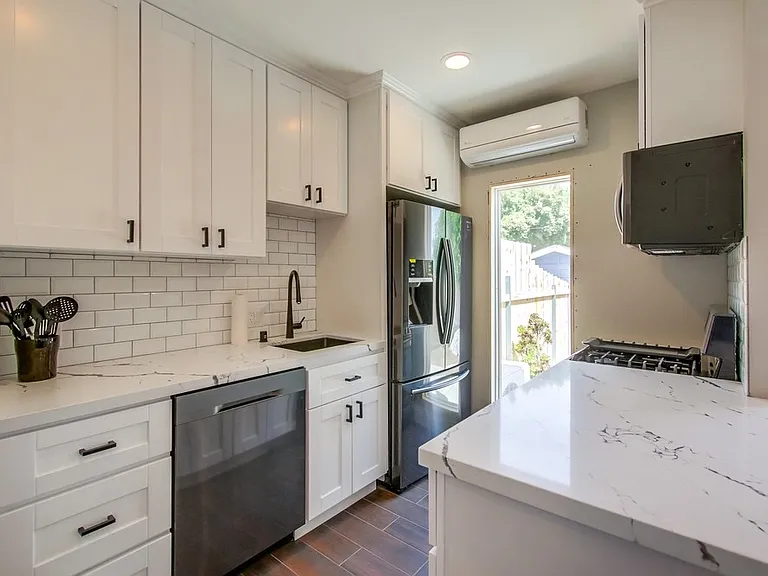 5988 Trojan Ave #C — Photo 7