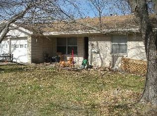 915 Bennett St, Cedar Hill, TX 75104