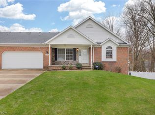 1492 Cove St NW, Uniontown, OH