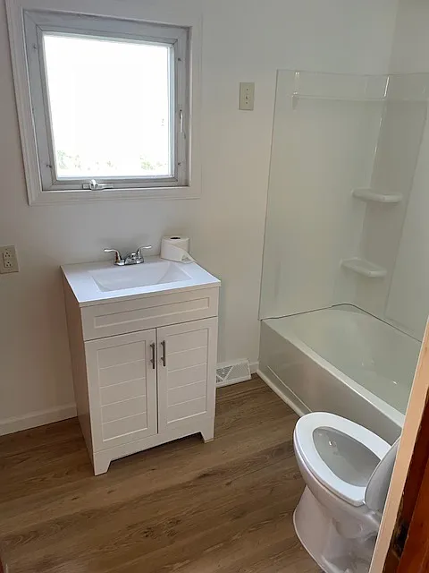 4 bed, 1472 sqft, $1,200 — Photo 4