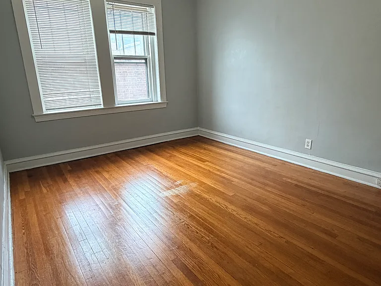 330 Laurel St #1 — Photo 3