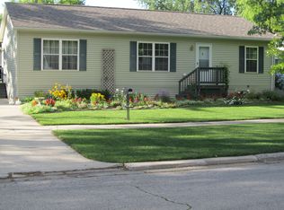 1307 Marchand St, Bay City, MI