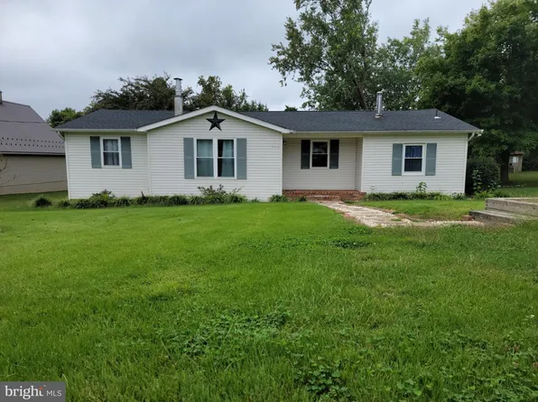 2610 Chambers Pl, Lusby, MD 20657