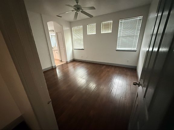 3rd image of 11720 Brook Valley Way