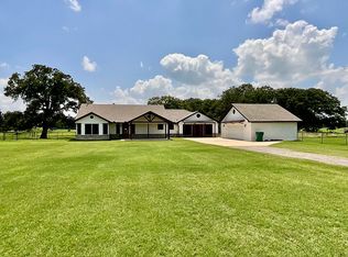 800 N Seven Points Dr, Kemp, TX 75143